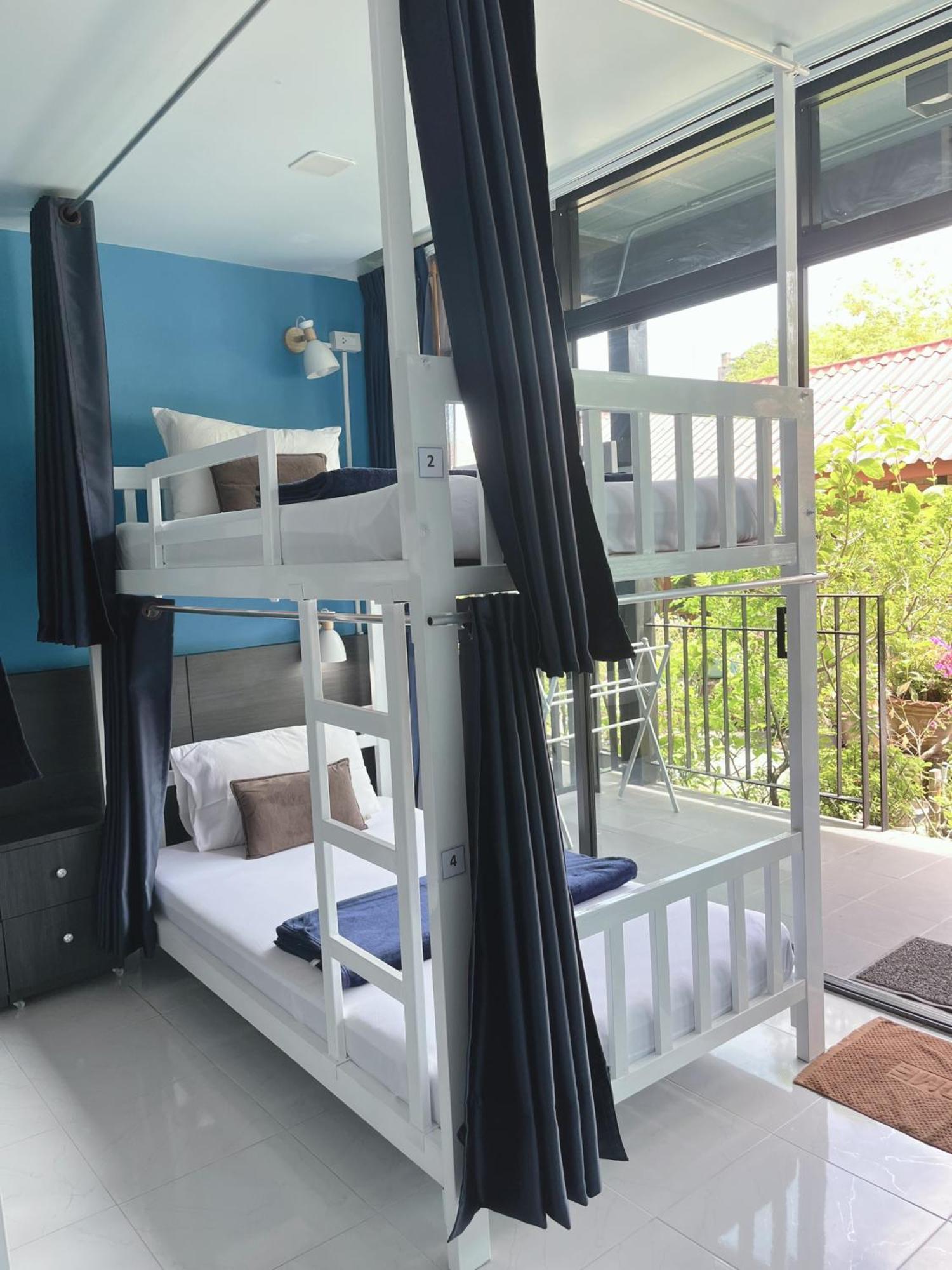 Dee Dee Sea Front Hostel Koh Phi Phi Ngoại thất bức ảnh